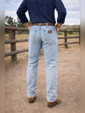 Wrangler Cowboy Cut Slim Fit Jeans 15x32 Light Wash Western Boot Cut NWT